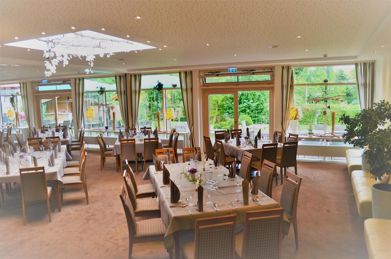 Hotel & Restaurant Kronenhof Am Weser-Radweg Oberweser Exteriér fotografie
