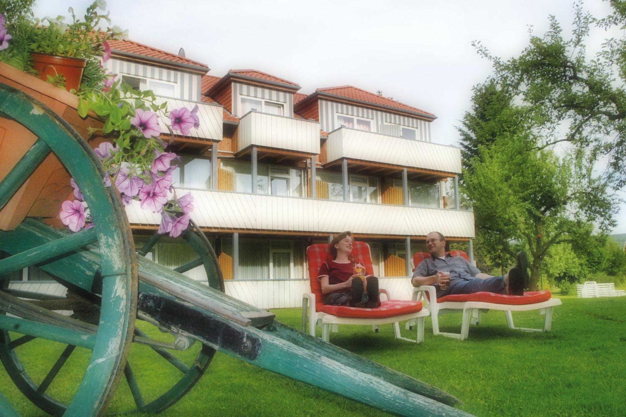 Hotel & Restaurant Kronenhof Am Weser-Radweg Oberweser Exteriér fotografie